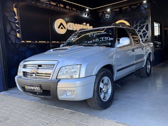 CHEVROLET S10 2.4 ADVANTAGE 4X2 CD 8V FLEX 4P MANUAL CHEVROLET S10 2.4 ADVANTAGE 4X2 CD 8V FLEX 4P MANUAL